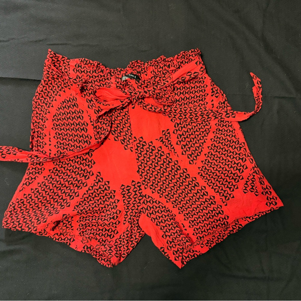 Manaola Shorts